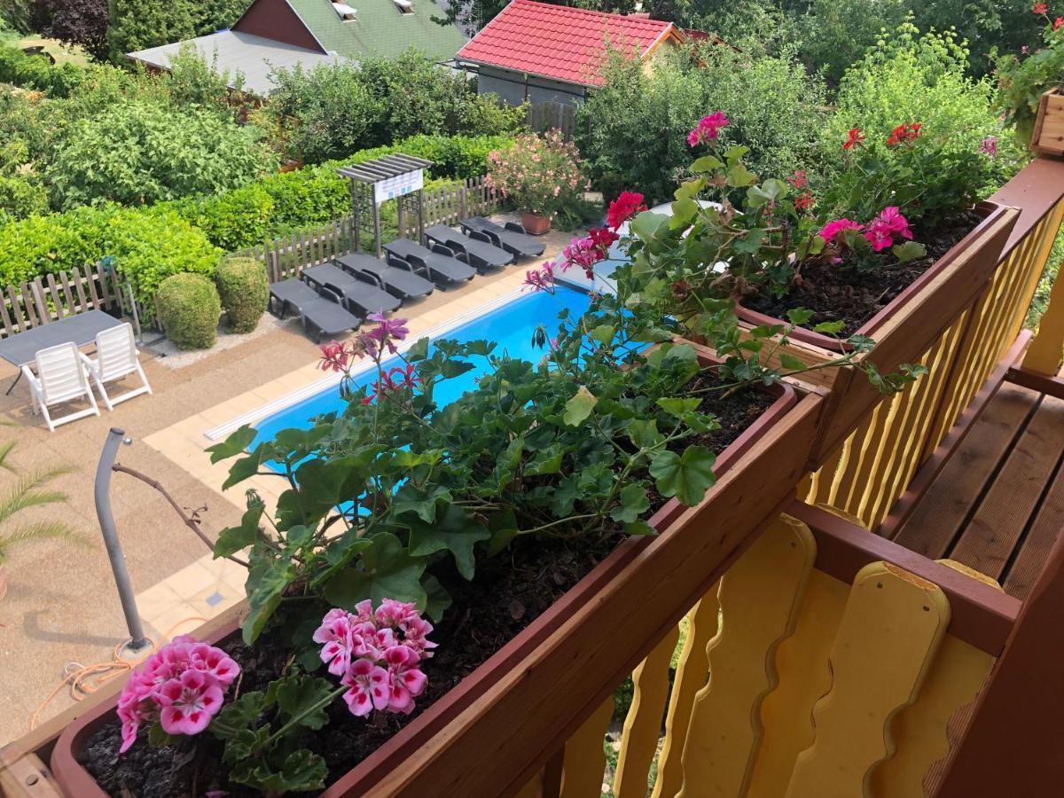 Hotel Haus Marika Siófok Esterno foto