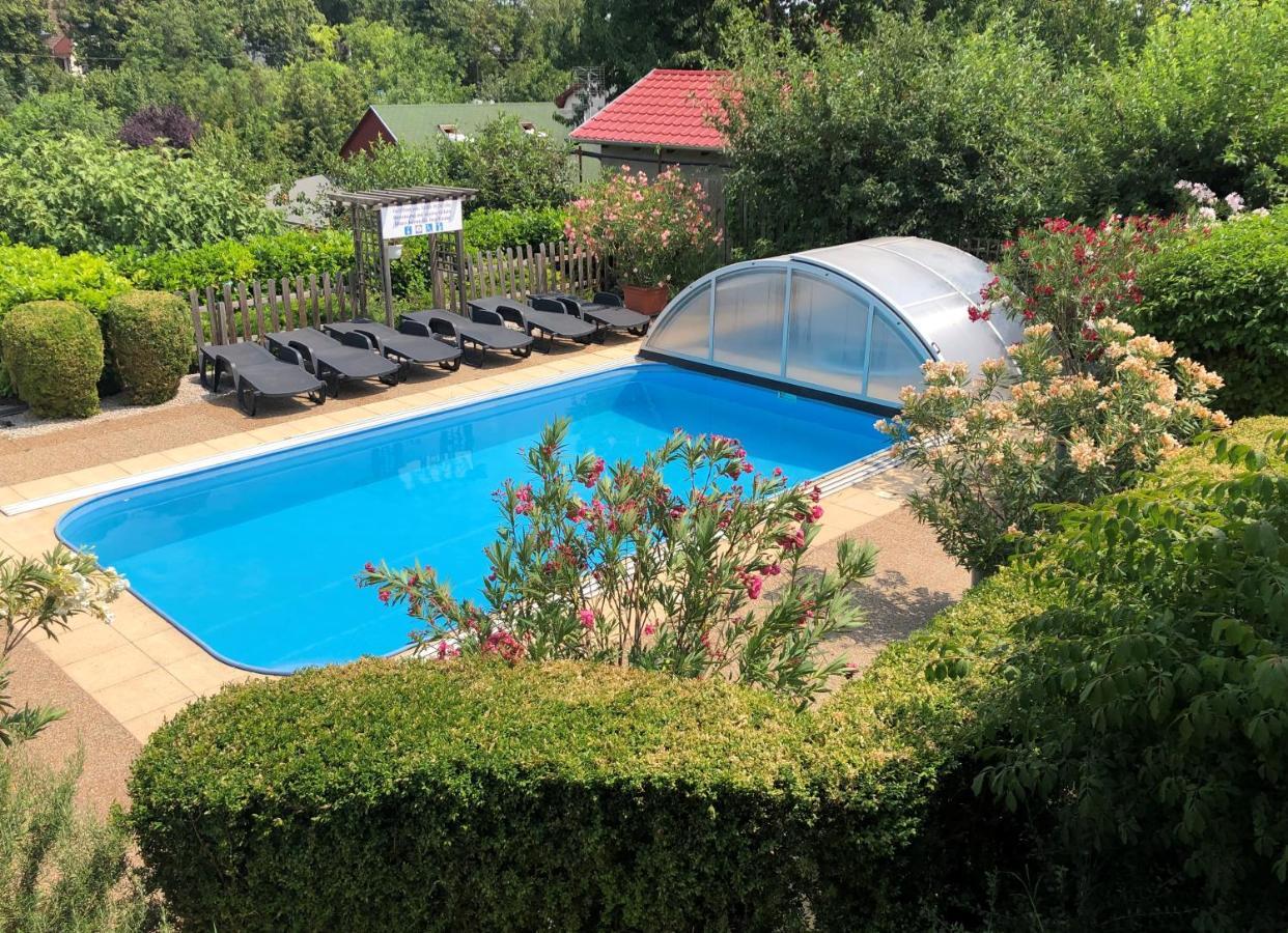Hotel Haus Marika Siófok Esterno foto