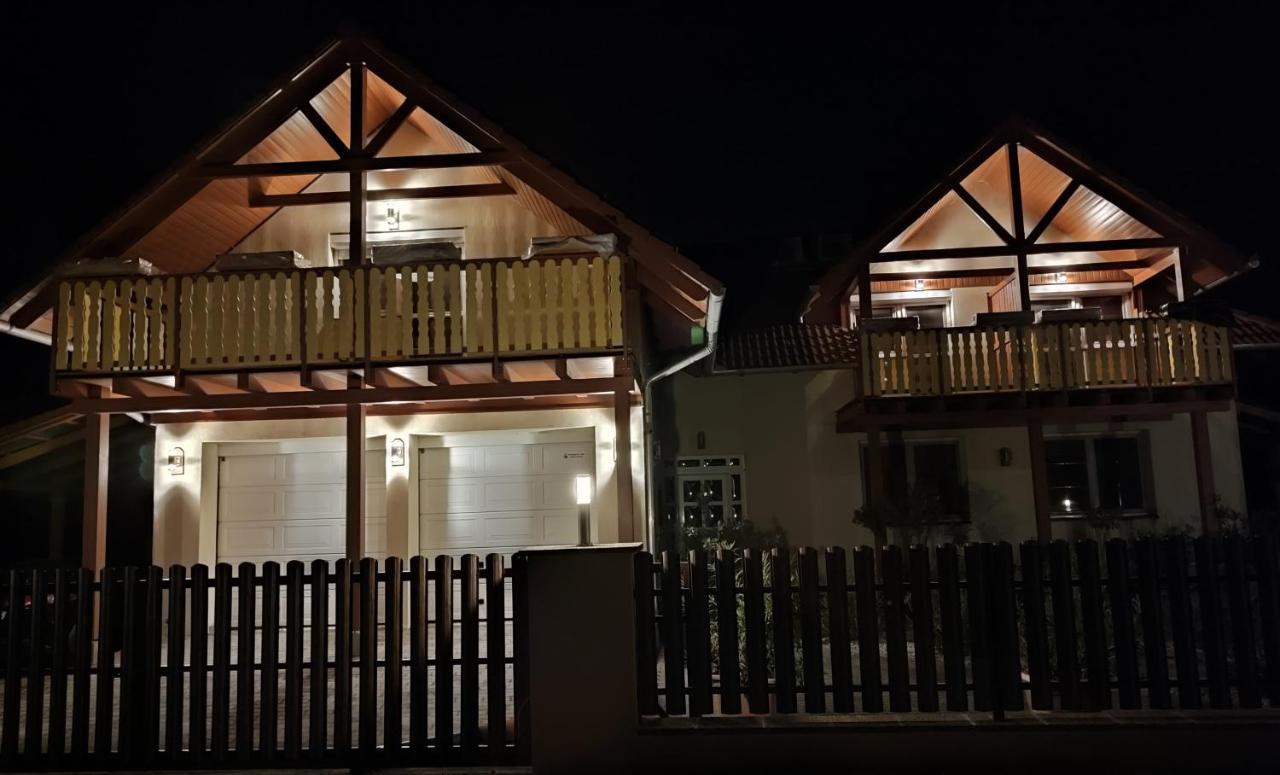 Hotel Haus Marika Siófok Esterno foto
