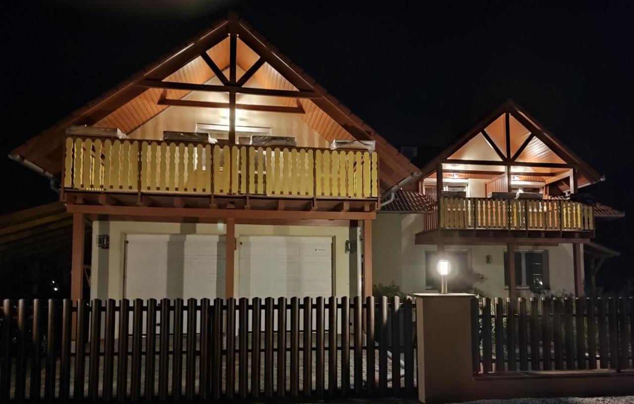 Hotel Haus Marika Siófok Esterno foto